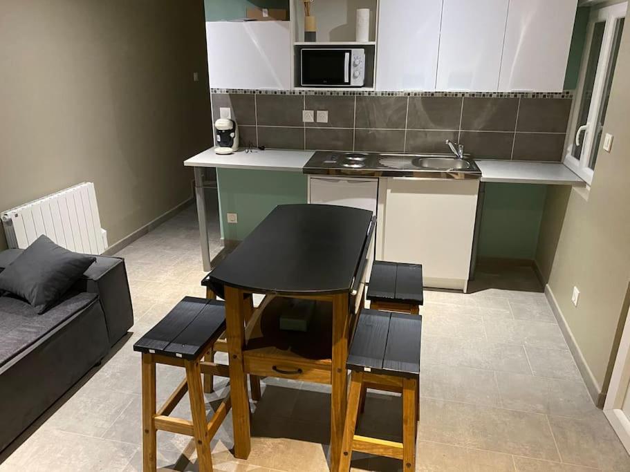 Appartement 8 - Hyper Centre - 1 A 6 Personnes Douai Kültér fotó